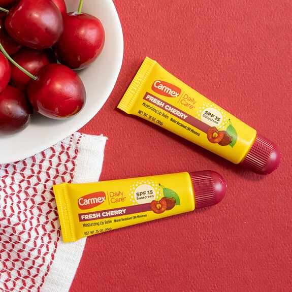 مرطب carmex