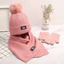 طاقية مع لفحة وكفوف