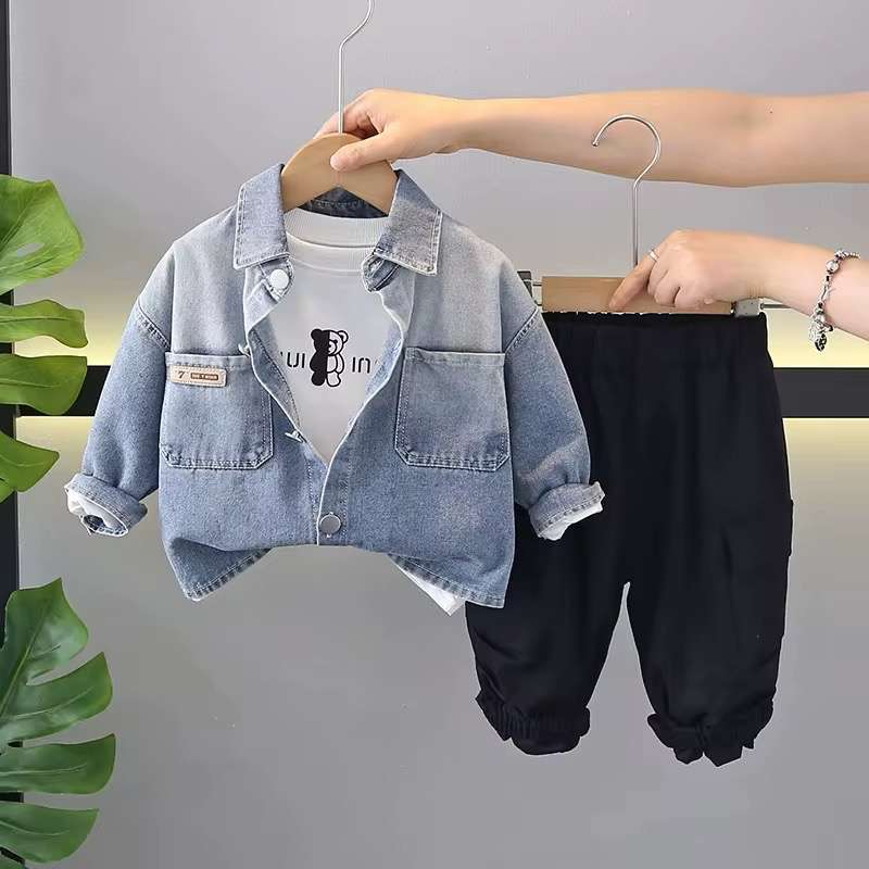 طقم جينز ربيعي 